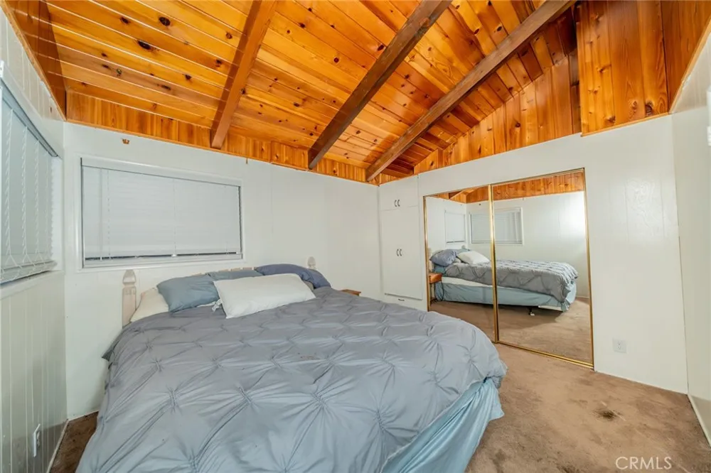 25123 Valle Drive Crestline, CA 92325