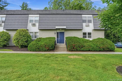 19 White Gate Road #J