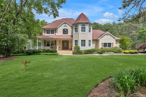 216 Landing Lane