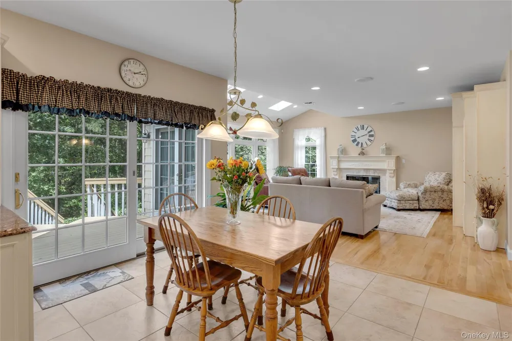 216 Landing Lane Baiting Hollow, NY 11933