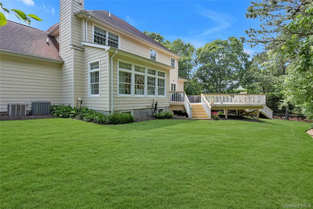 216 Landing Lane Baiting Hollow, NY 11933