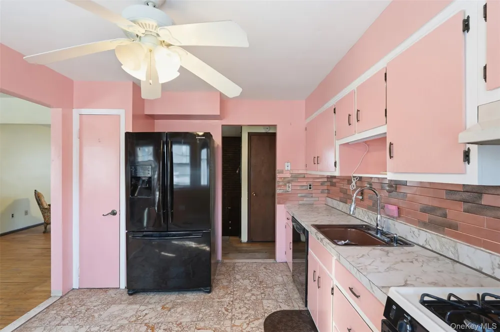 563 Union Road Spring Valley, NY 10977