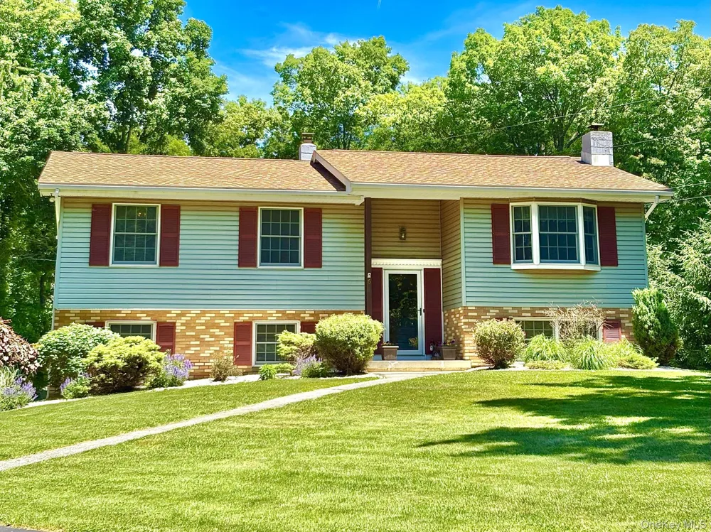 6 Kipsbergen Drive Rhinebeck, NY 12572