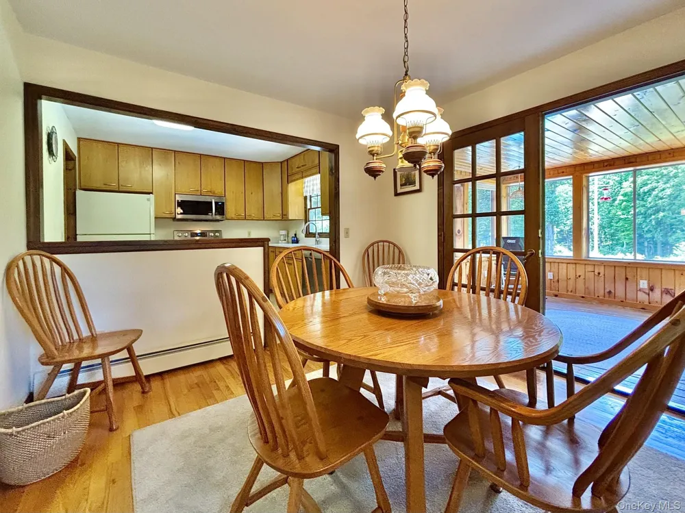 6 Kipsbergen Drive Rhinebeck, NY 12572