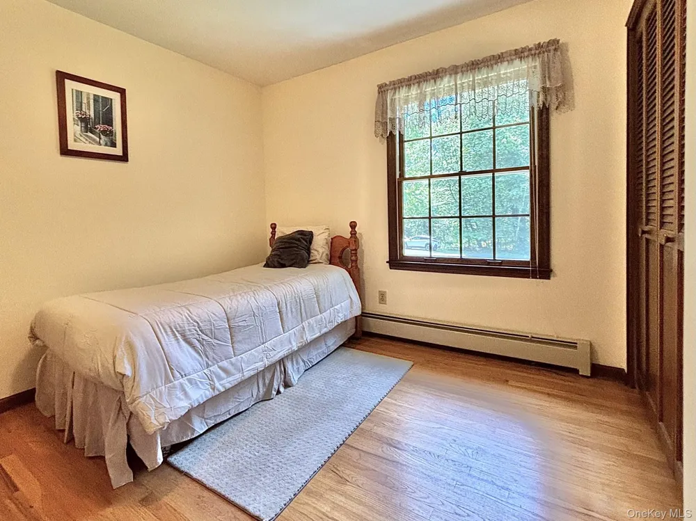 6 Kipsbergen Drive Rhinebeck, NY 12572