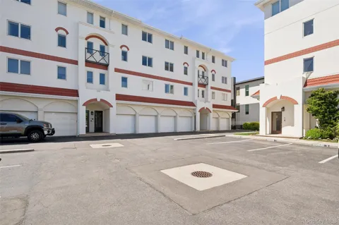452 Oceanfront #102