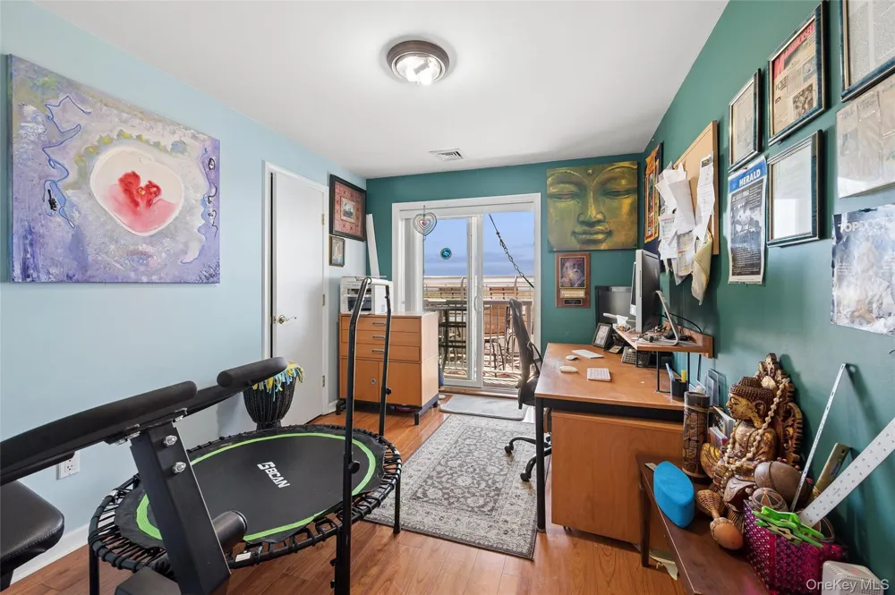 452 Oceanfront #102 Long Beach, NY 11561