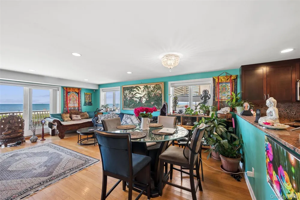 452 Oceanfront #102 Long Beach, NY 11561