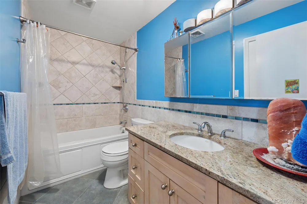 452 Oceanfront #102 Long Beach, NY 11561