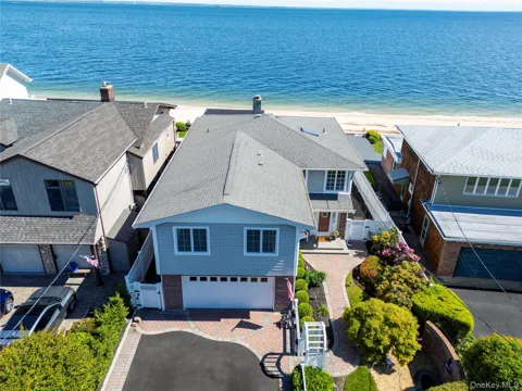 19 Oak Shore Drive