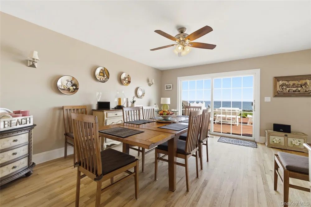 19 Oak Shore Drive Bayville, NY 11709