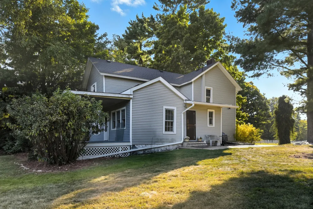 3223 Dunning Street Cassopolis, MI 49031