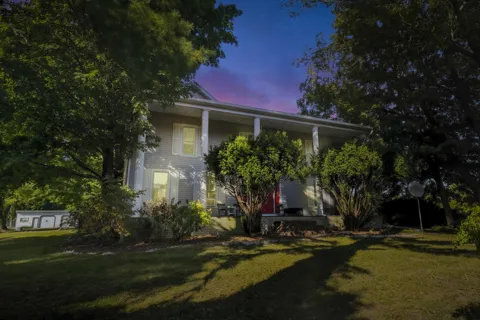 3223 Dunning Street