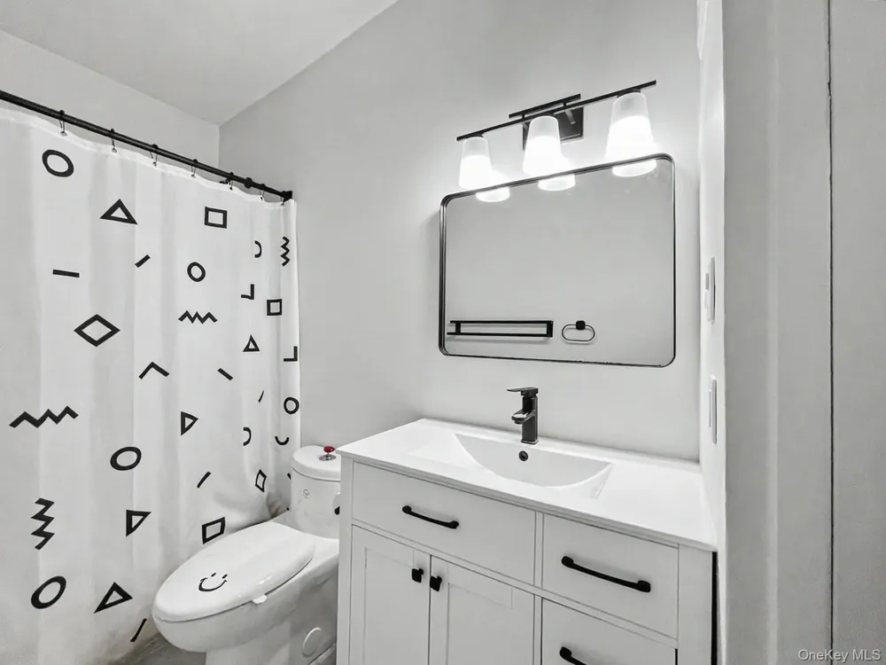 44 Straight Path Rock Hill, NY 12775