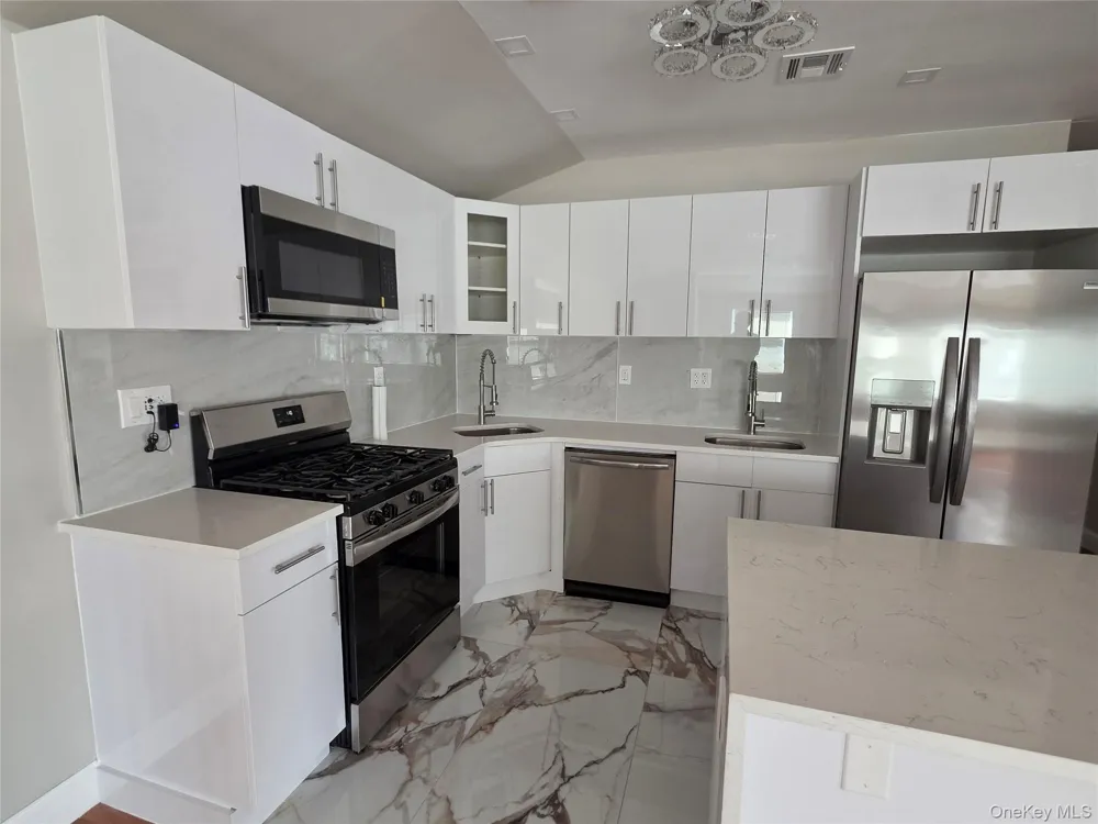 1720 New Haven Avenue Far Rockaway, NY 11691