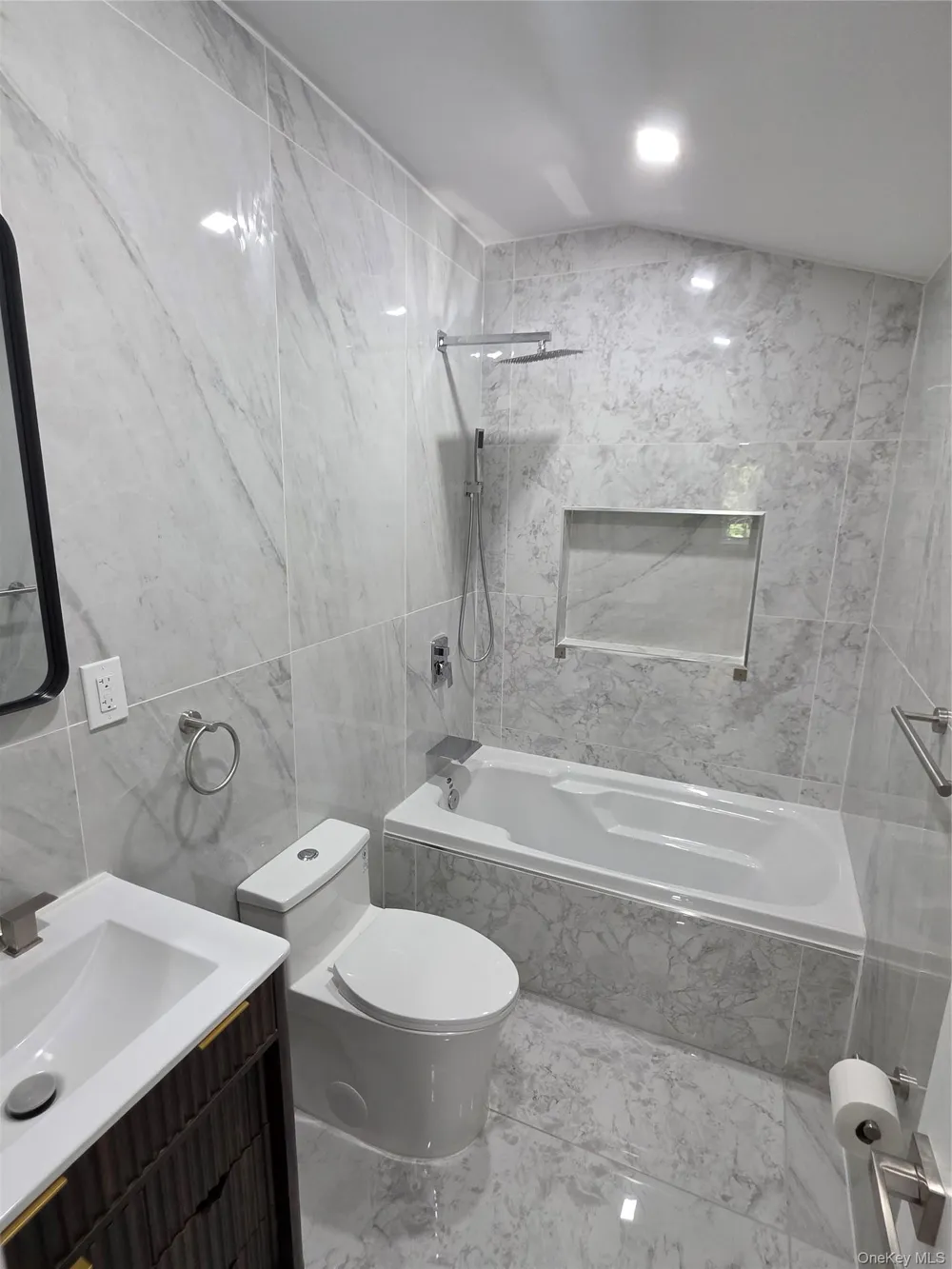 1720 New Haven Avenue Far Rockaway, NY 11691