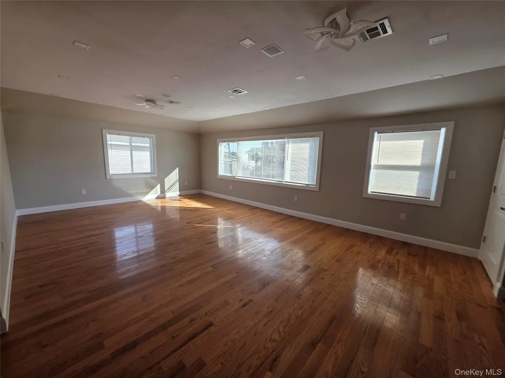 1720 New Haven Avenue Far Rockaway, NY 11691