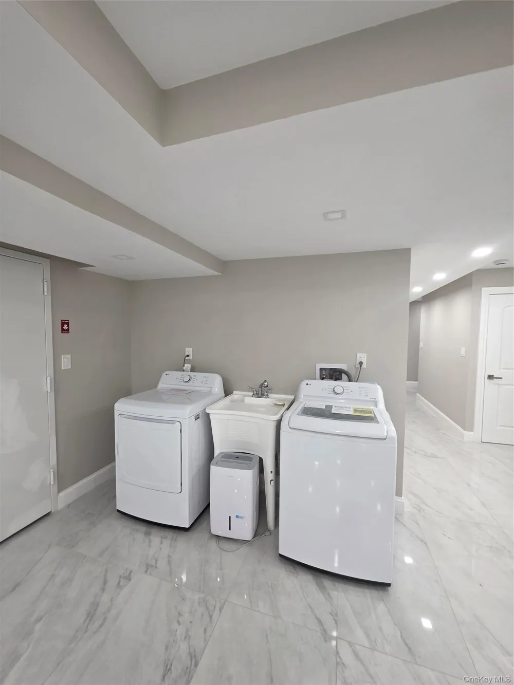 1720 New Haven Avenue Far Rockaway, NY 11691