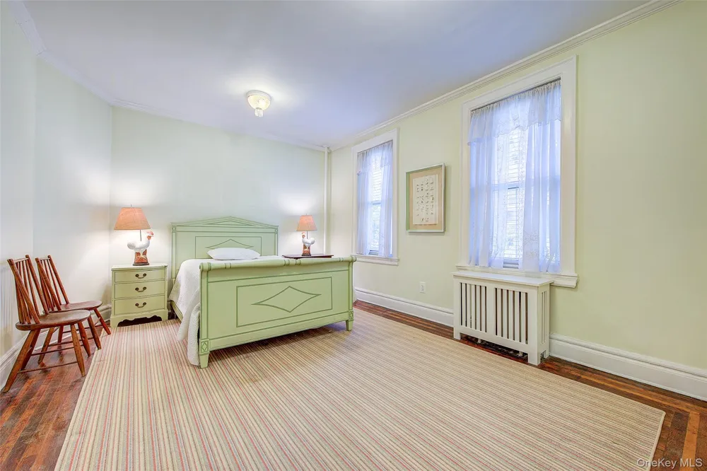 35-16 80th Street #3 Jackson Heights, NY 11372