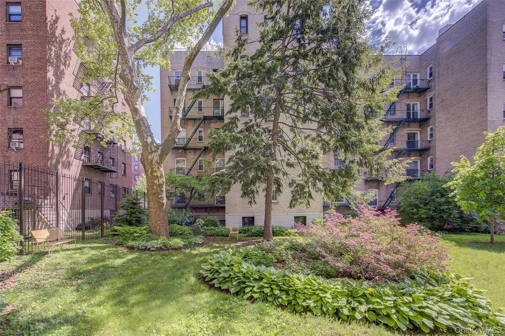 35-16 80th Street #3 Jackson Heights, NY 11372