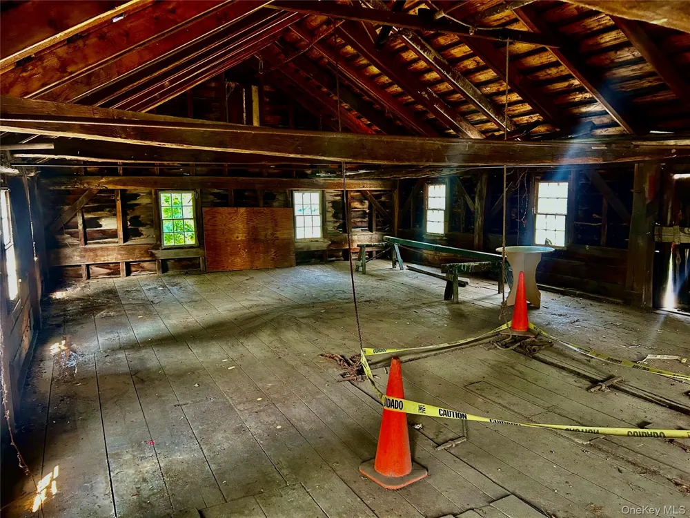 73 North Creek Road Staatsburg, NY 12580