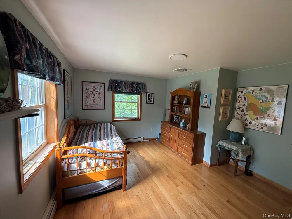 124 Long Lane Pine Bush, NY 12721