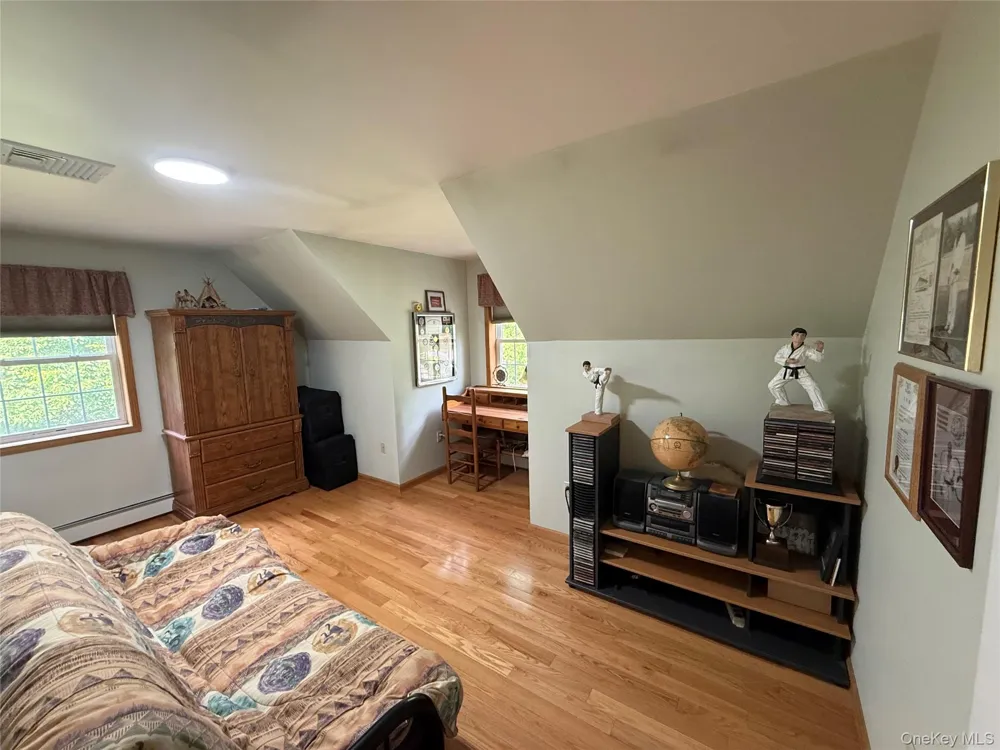 124 Long Lane Pine Bush, NY 12721