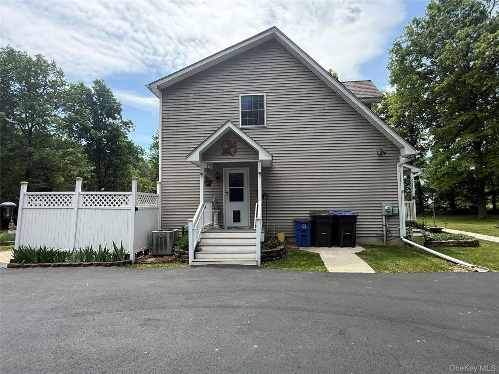 124 Long Lane Pine Bush, NY 12721