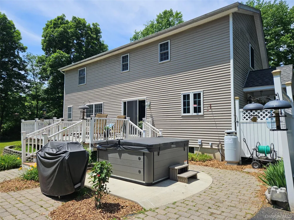 124 Long Lane Pine Bush, NY 12721