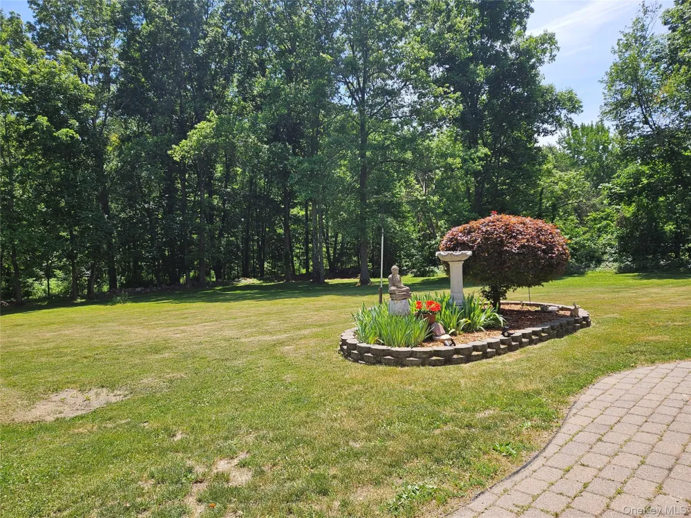 124 Long Lane Pine Bush, NY 12721