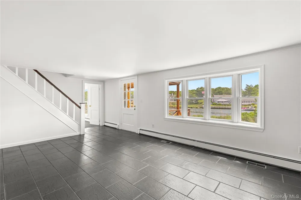 12 Whites Lane Aquebogue, NY 11931