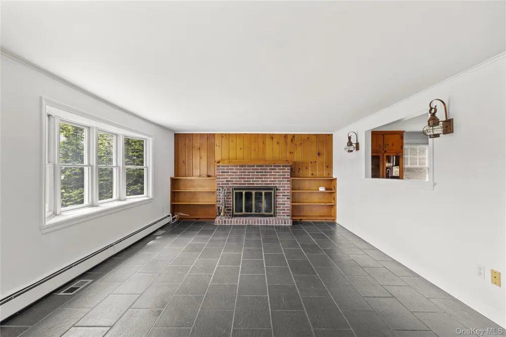 12 Whites Lane Aquebogue, NY 11931