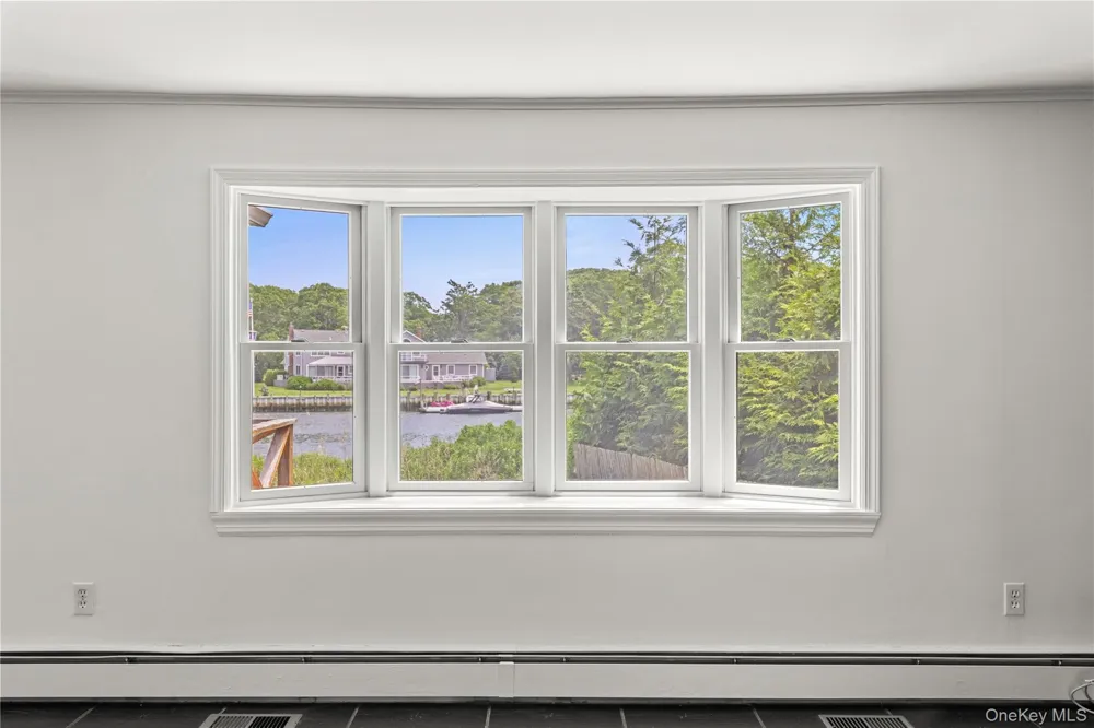 12 Whites Lane Aquebogue, NY 11931
