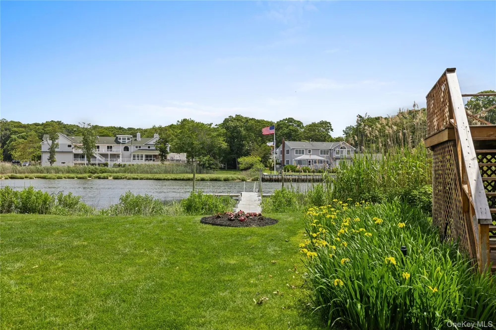 12 Whites Lane Aquebogue, NY 11931