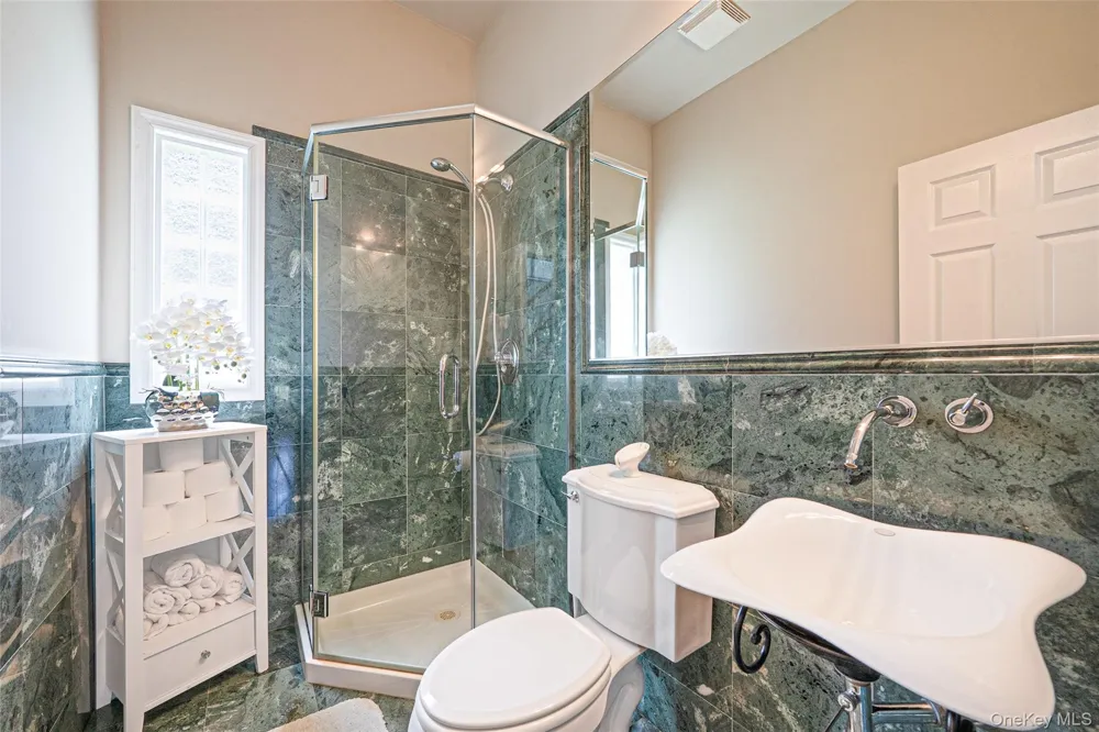 2 Jodi Drive Manorville, NY 11949