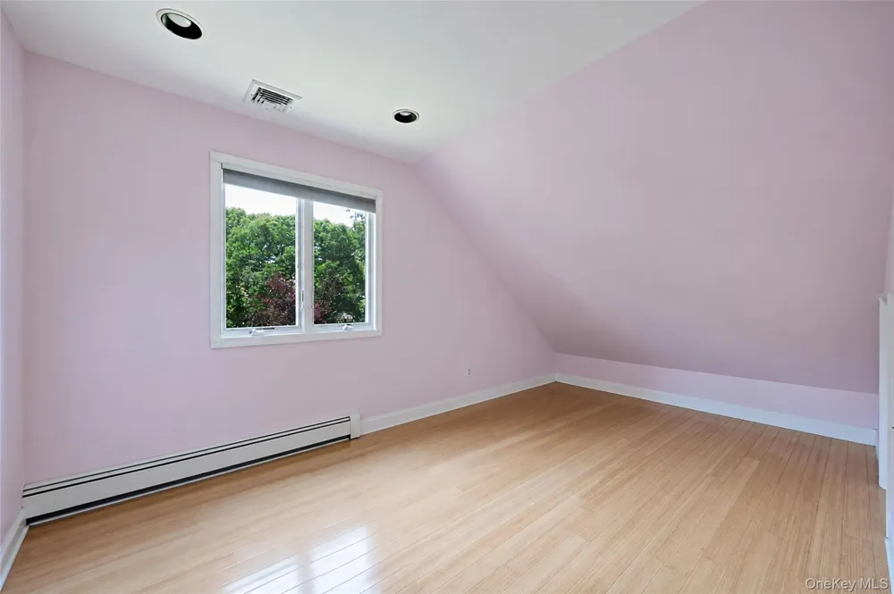 2 Jodi Drive Manorville, NY 11949