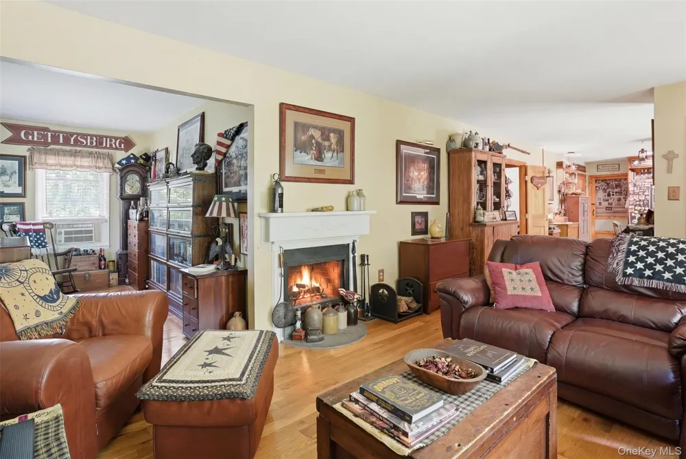9 Rocky Road Red Hook, NY 12571