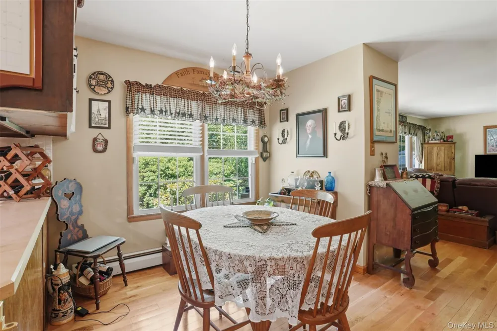 9 Rocky Road Red Hook, NY 12571
