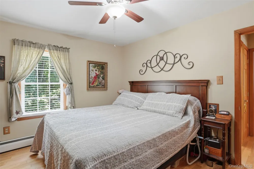 9 Rocky Road Red Hook, NY 12571