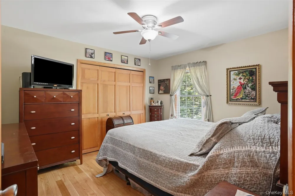 9 Rocky Road Red Hook, NY 12571