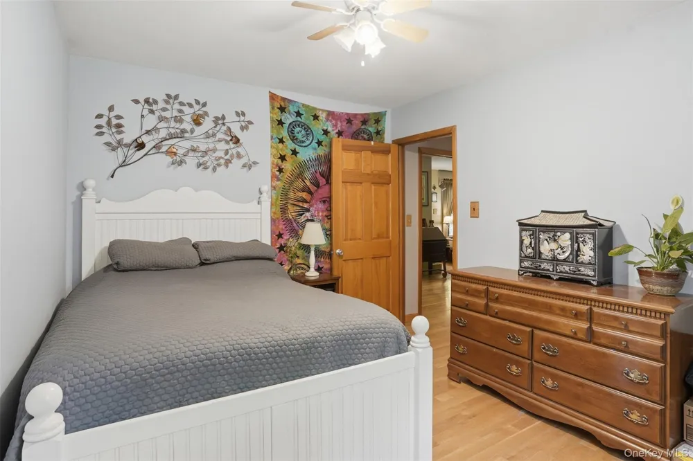 9 Rocky Road Red Hook, NY 12571