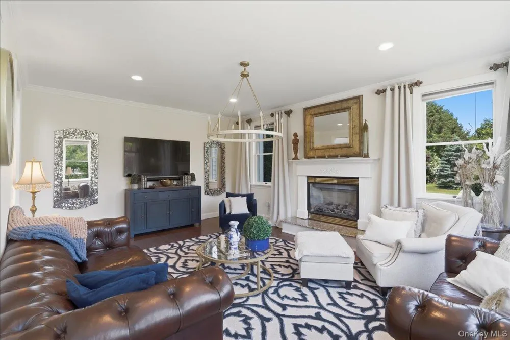 2 Mercedes Court East Patchogue, NY 11772