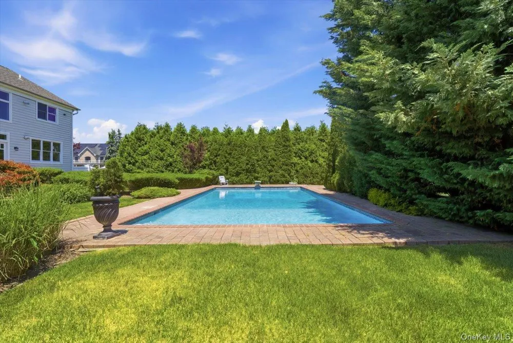 2 Mercedes Court East Patchogue, NY 11772