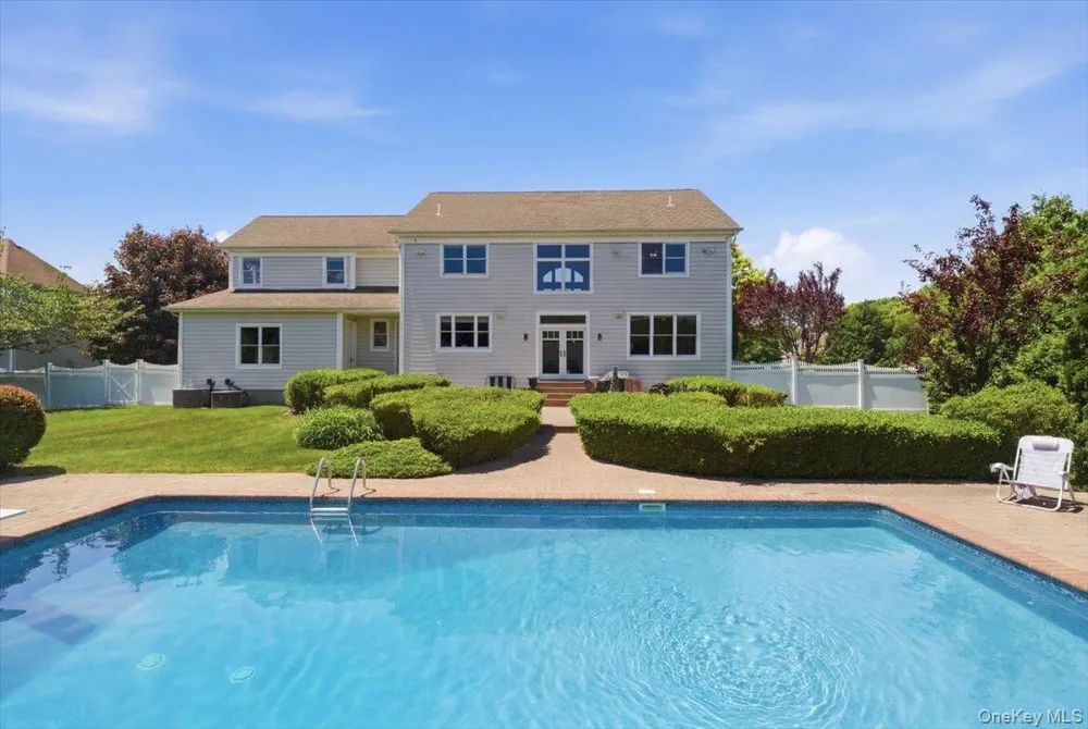 2 Mercedes Court East Patchogue, NY 11772
