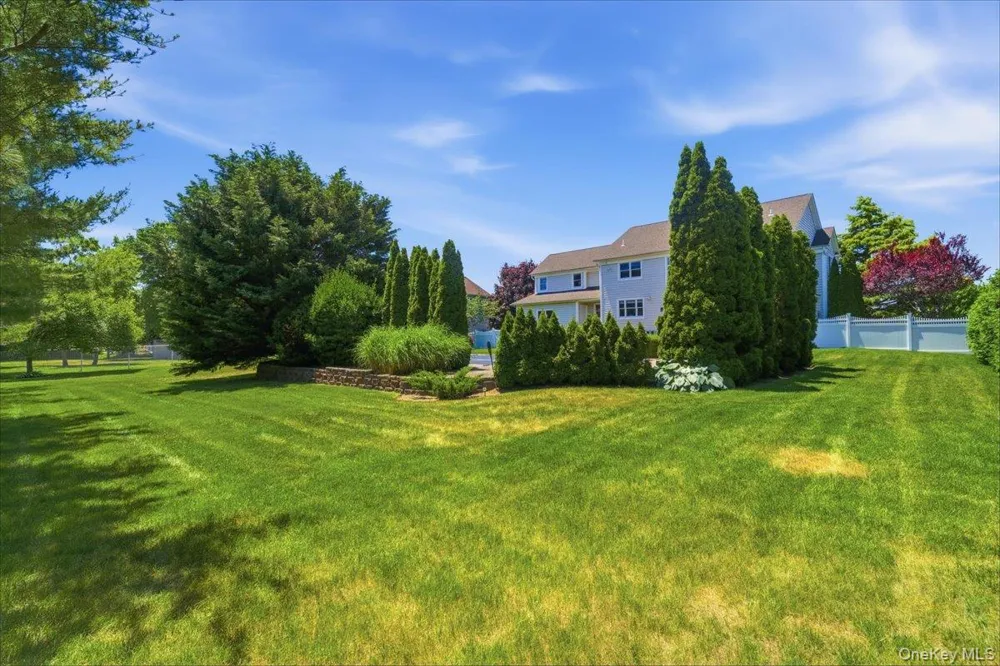 2 Mercedes Court East Patchogue, NY 11772