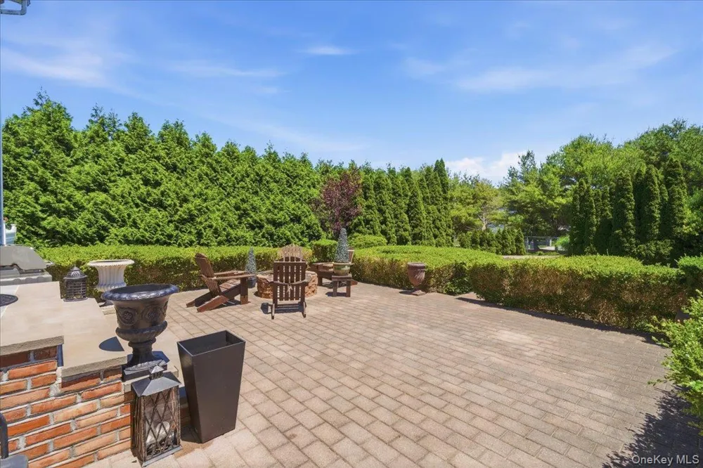 2 Mercedes Court East Patchogue, NY 11772