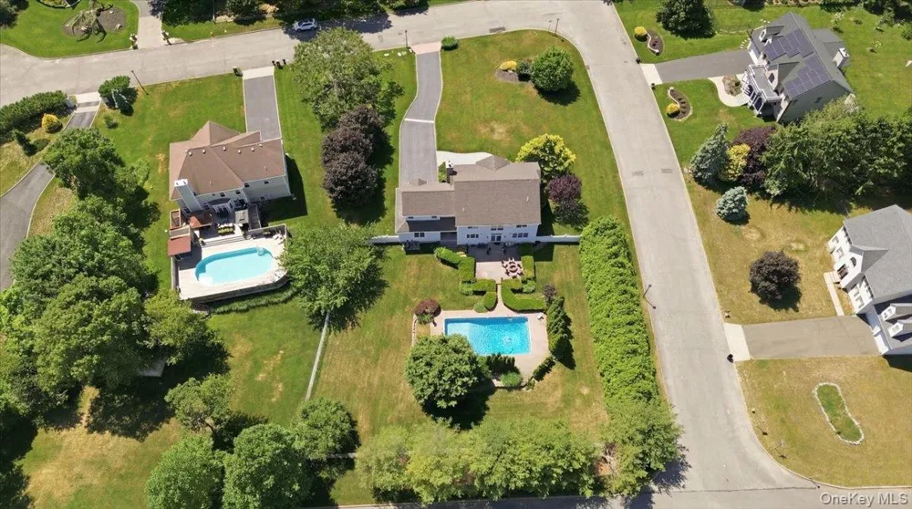 2 Mercedes Court East Patchogue, NY 11772
