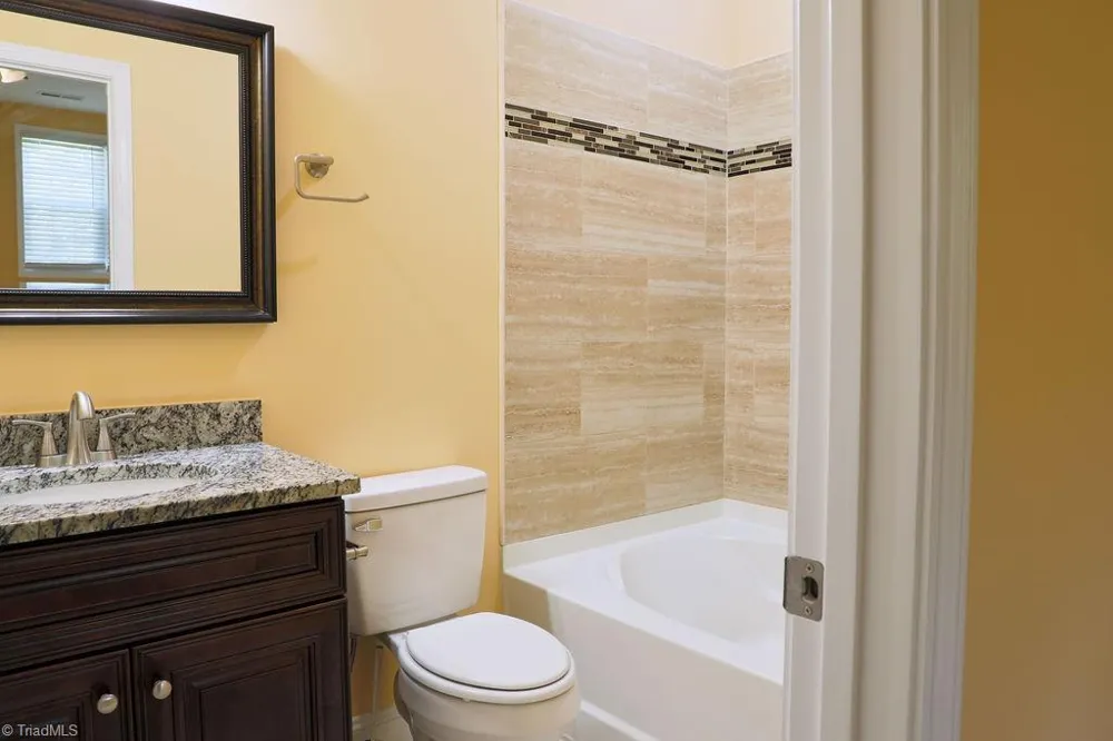 4908 Gordon Farm Way Browns Summit, NC 27214