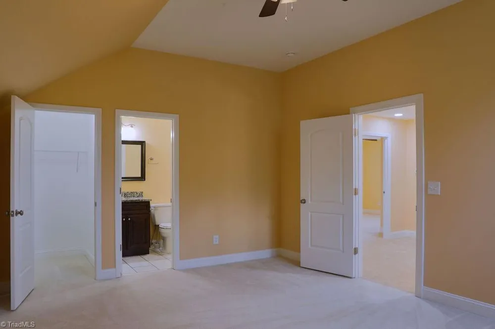 4908 Gordon Farm Way Browns Summit, NC 27214