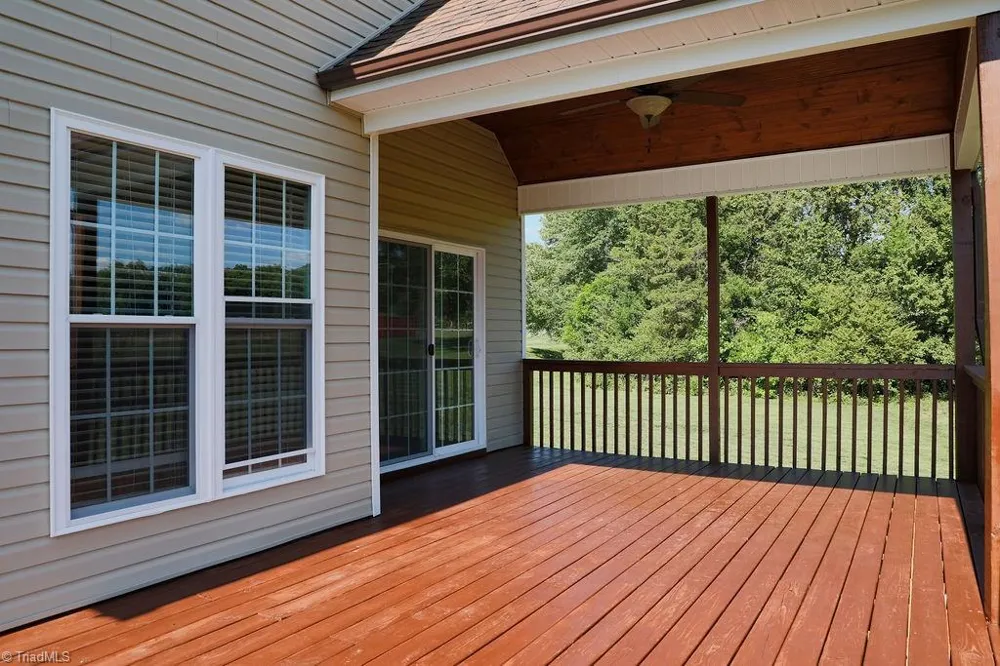 4908 Gordon Farm Way Browns Summit, NC 27214